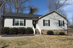 518 Elliott St, Archdale, NC 27263 - Photo 1