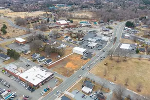 1304 Church St, Burlington, NC 27215 - Photo 9