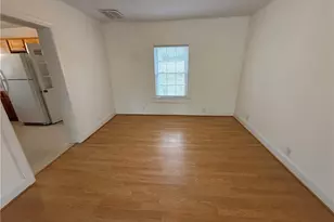 2439 Cherokee Ln, Winston-Salem, NC 27103 - Photo 5