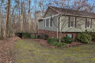 4406 Wild Oak Ln, Greensboro, NC 27406 - Photo 3