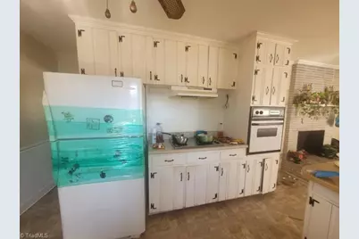 420 Linville Road, Kernersville, NC 27284 - Photo 3