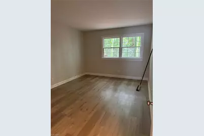 2821 Bleeker Square, Winston-Salem, NC 27106 - Photo 9