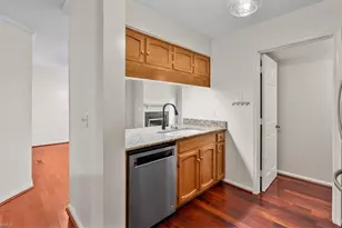 12 Park Village Ln, Greensboro, NC 27455 - Photo 15