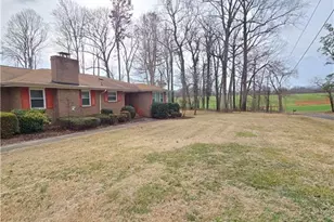 1300 Briarwood Terrace, Salisbury, NC 28147 - Photo 7