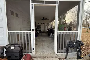 1142 Manning St, Eden, NC 27288 - Photo 5