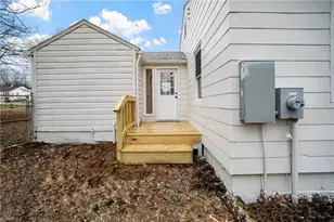 1422 Valley Ridge Dr, High Point, NC 27260 - Photo 17