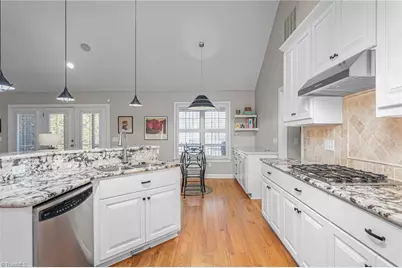 220 Beauregard Lane, Mebane, NC 27302 - Photo 9