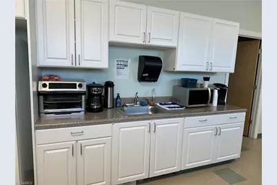 527 West Park Circle, North Wilkesboro, NC 28659 - Photo 19