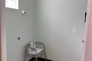 527 W Park Cir, North Wilkesboro, NC 28659 - Photo 13