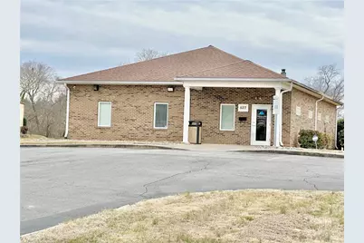 527 West Park Circle, North Wilkesboro, NC 28659 - Photo 5