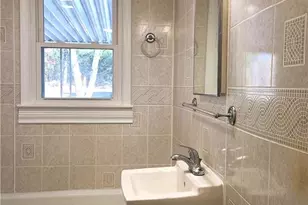 313 Small St, Thomasville, NC 27360 - Photo 11