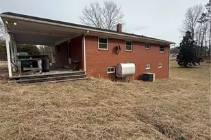 5157 Elmwood St, Trinity, NC 27370 - Photo 5