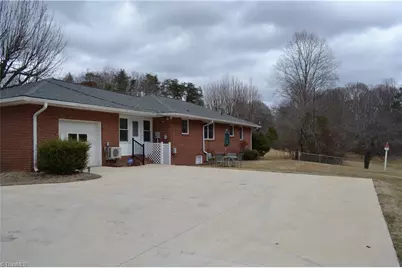 674 Priddy Loop, Stoneville, NC 27048 - Photo 31