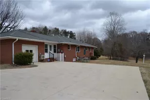 674 Priddy Loop, Stoneville, NC 27048 - Photo 31