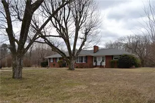 674 Priddy Loop, Stoneville, NC 27048 - Photo 3