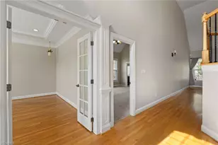 311 Vancouver Ct, Kernersville, NC 27284 - Photo 9