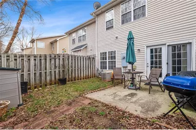 1640 Olivers Crossing Circle, Winston-Salem, NC 27127 - Photo 3