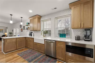 2412 Walker Avenue, Winston-Salem, NC 27103 - Photo 11