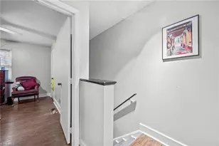 1929 Vantage Point Pl, Greensboro, NC 27407 - Photo 9