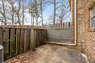 1929 Vantage Point Pl, Greensboro, NC 27407 - Photo 15