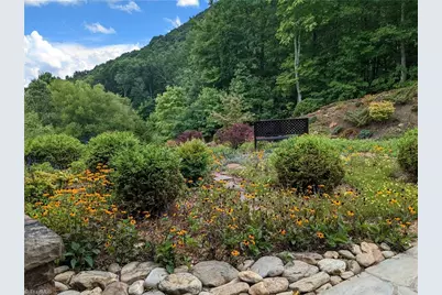 32 Crockett Ridge Road, Black Mountain, NC 28711 - Photo 9