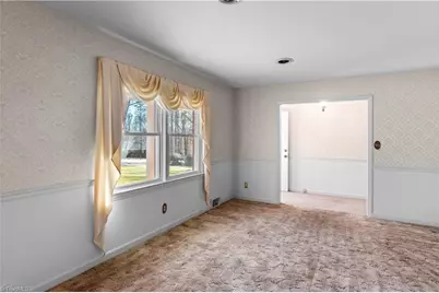 5855 Woodsway Drive, Pfafftown, NC 27040 - Photo 7