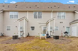 3856 Wayfarer Dr, Greensboro, NC 27410 - Photo 27