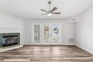 3701 Cotswold Terrace, Greensboro, NC 27410 - Photo 15