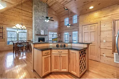 658 Green Point Lane, Boomer, NC 28606 - Photo 13