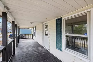 304 Phillips St, Thomasville, NC 27360 - Photo 3