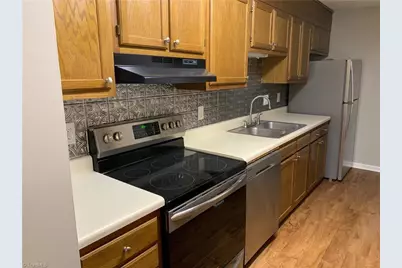 2328 W Vandalia Road #G, Greensboro, NC 27407 - Photo 3