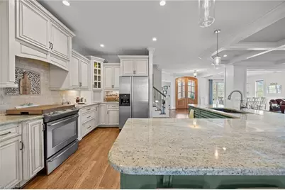 536 Black Mountain Road, Pilot Mountain, NC 27041 - Photo 13