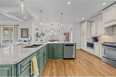 536 Black Mountain Road, Pilot Mountain, NC 27041 - Photo 11