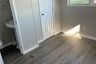 428 W Atkins St, Dobson, NC 27017 - Photo 3