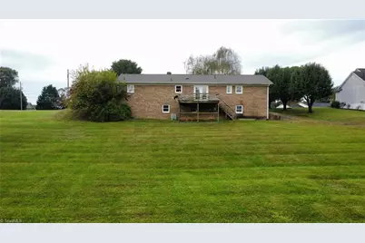 417 Fulton Avenue, Mount Airy, NC 27030 - Photo 29