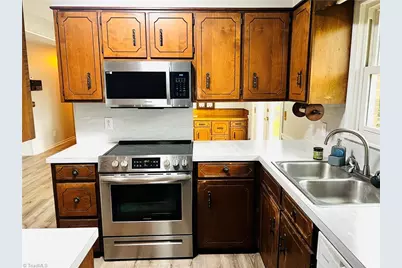 417 Fulton Avenue, Mount Airy, NC 27030 - Photo 11