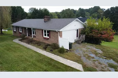 417 Fulton Avenue, Mount Airy, NC 27030 - Photo 27