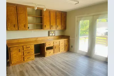 417 Fulton Avenue, Mount Airy, NC 27030 - Photo 13