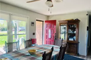 417 Fulton Ave, Mount Airy, NC 27030 - Photo 3