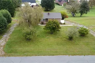 417 Fulton Ave, Mount Airy, NC 27030 - Photo 39
