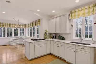 2801 Country Club Road, Winston-Salem, NC 27104 - Photo 27