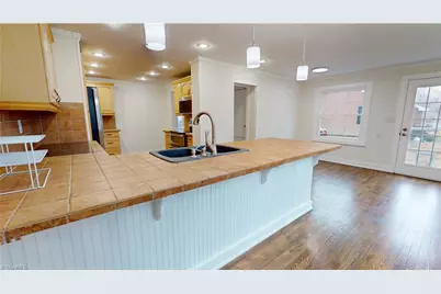 1625 N Main Street, Mount Airy, NC 27030 - Photo 9