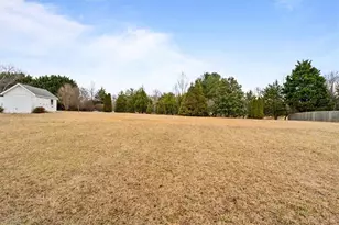 5190 Robin Ln, Randleman, NC 27317 - Photo 35