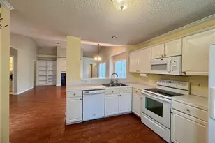 3304 Sparrowhawk Dr, High Point, NC 27265 - Photo 3