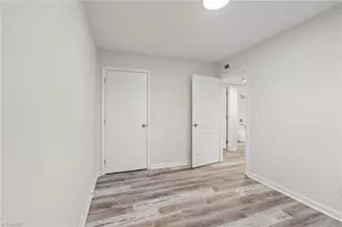 680 NE Amanda Pl, Winston-Salem, NC 27101 - Photo 25