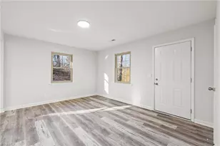 680 NE Amanda Pl, Winston-Salem, NC 27101 - Photo 9