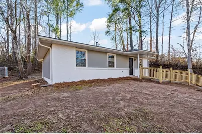 680 NE Amanda Place, Winston-Salem, NC 27101 - Photo 3