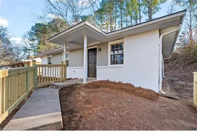 680 NE Amanda Place, Winston-Salem, NC 27101 - Photo 5