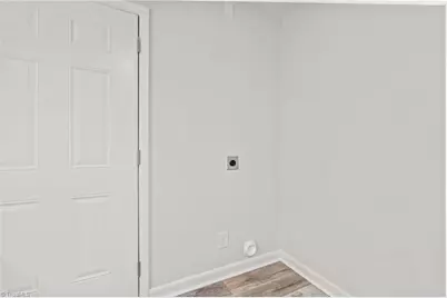 680 NE Amanda Place, Winston-Salem, NC 27101 - Photo 17