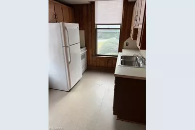 327 Cherry Street #4, Mount Airy, NC 27030 - Photo 3